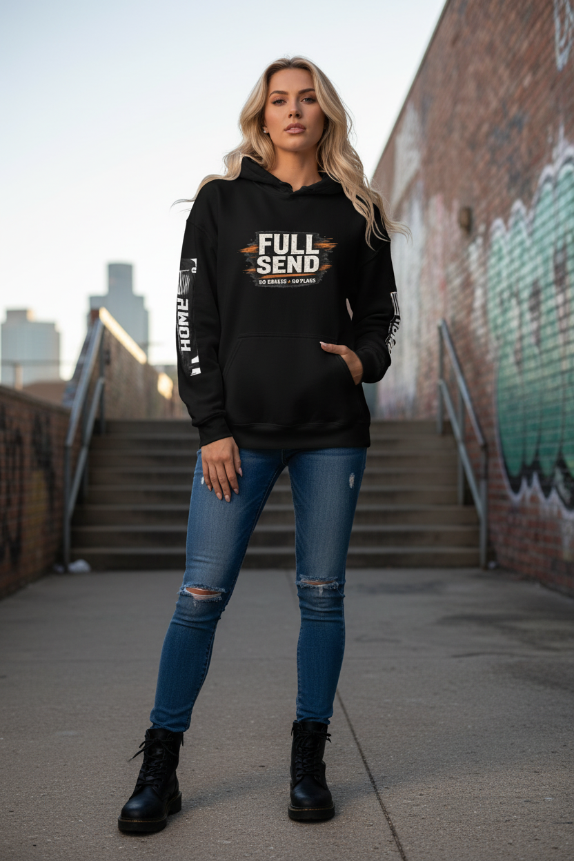 Full Send Hoodie con modelo